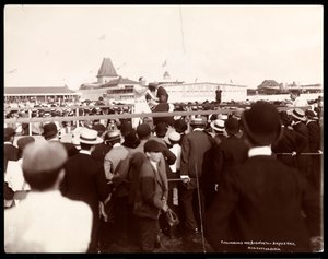 Mecz bokserski pomiędzy Robertem Prometeuszem Fitzsimmonsem i Bosworthem w dniu wyścigu rowerowego na Manhattan Beach, Nowy Jork, 1895 (odbitka żelatynowa)